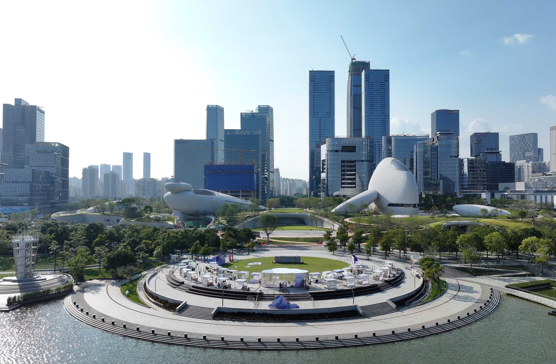 方大幕墻項目亮相深圳衛(wèi)視！解密如何匠心編織“海上原石”